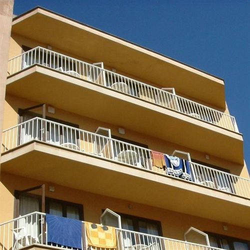 Hostal Tierramar El Arenal  Exterior photo